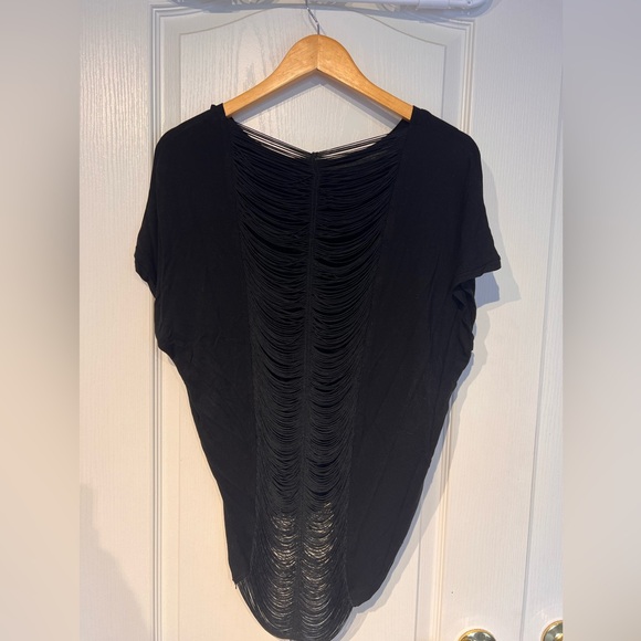 Forever 21 Black T-Shirt with Back Cutouts - Size Small - Picture 2 of 2